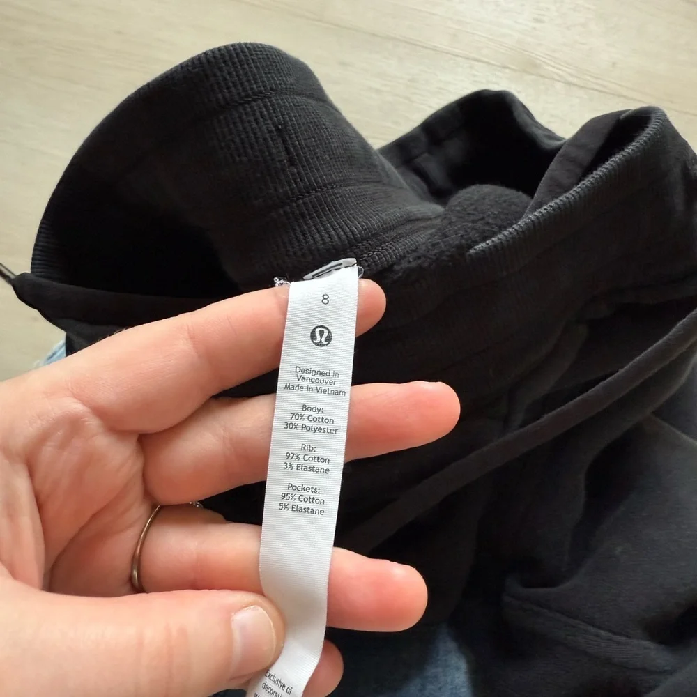 Lululemon Joggers size 8 - Picture 8 of 8